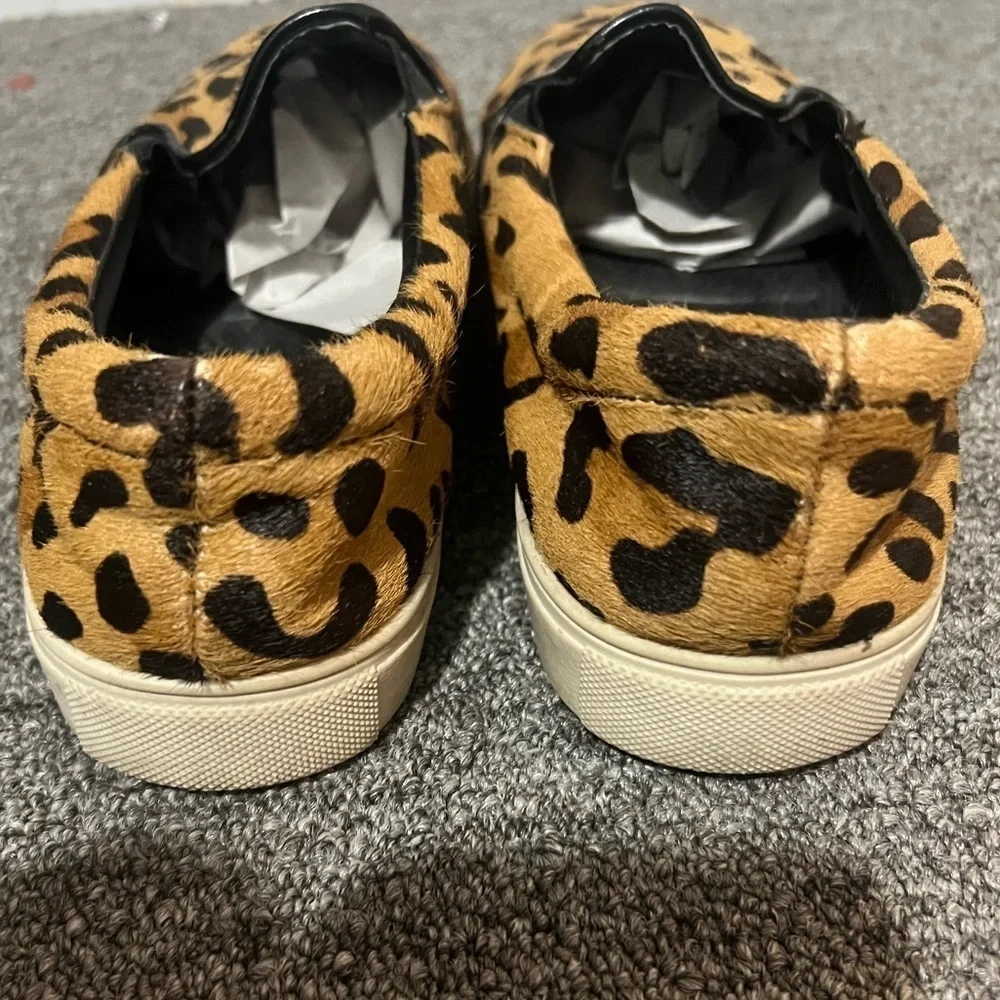 Steve Madden Eccentric Pony Hair Sneaker Leopard Women's Size 9 Loafer Shoe